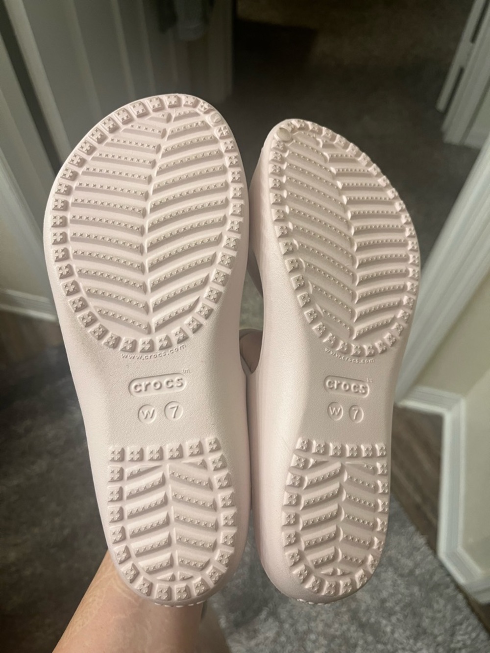 CROCS Women’s Pale Pink Dual-Strap Slide Sandals - Picture 2 of 8